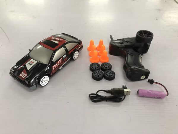 2.4GHz 4WD RC Drift Car – High-Speed Remote Control Racing Car Toy 1:24 Scale GTR AE86 Model with Lights, Tires & Cones – Gift for Kids & Teens - Image 9